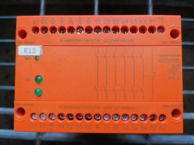 Emergency relay Dold BD5988